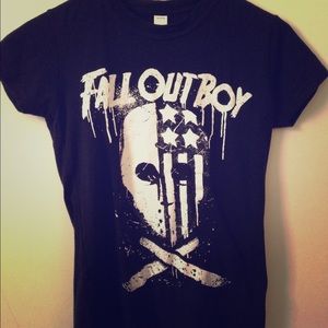 NEW!! Fall Out Boy-T-Shirt-Small